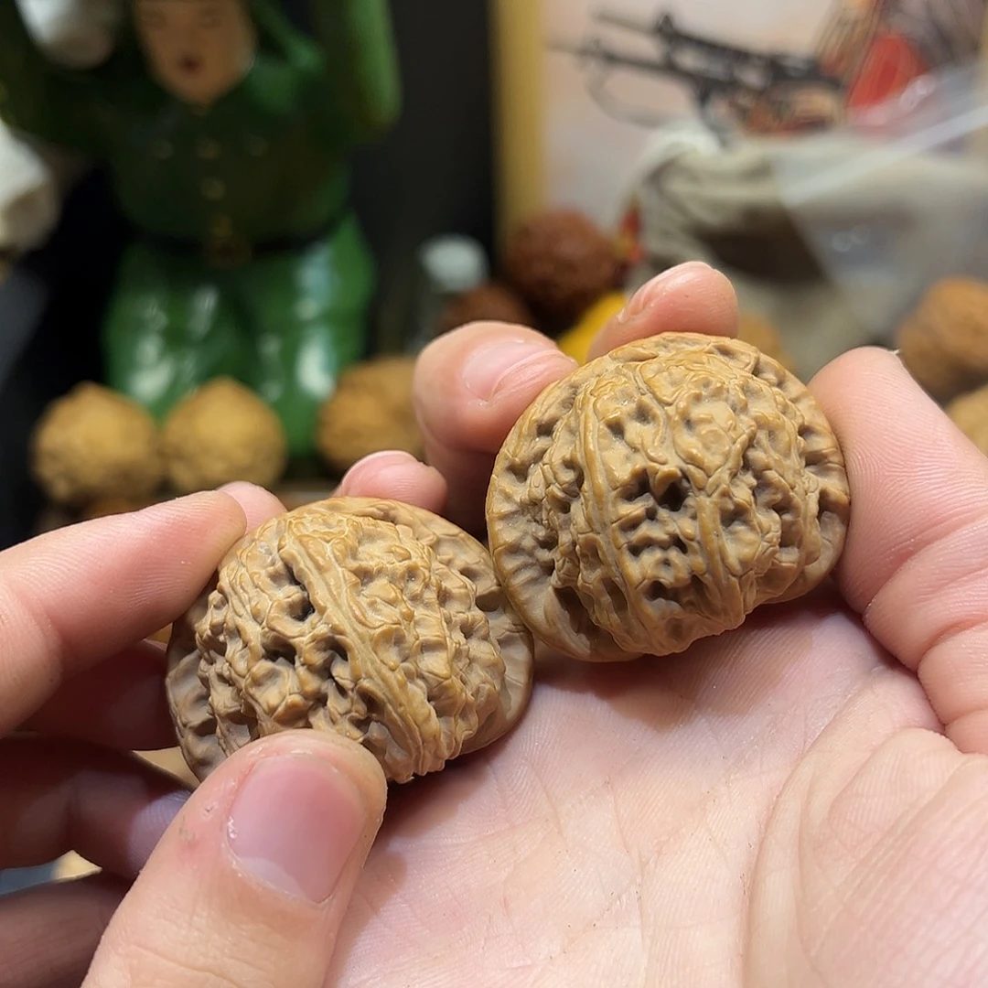 吊坠文玩核桃44全品白狮子