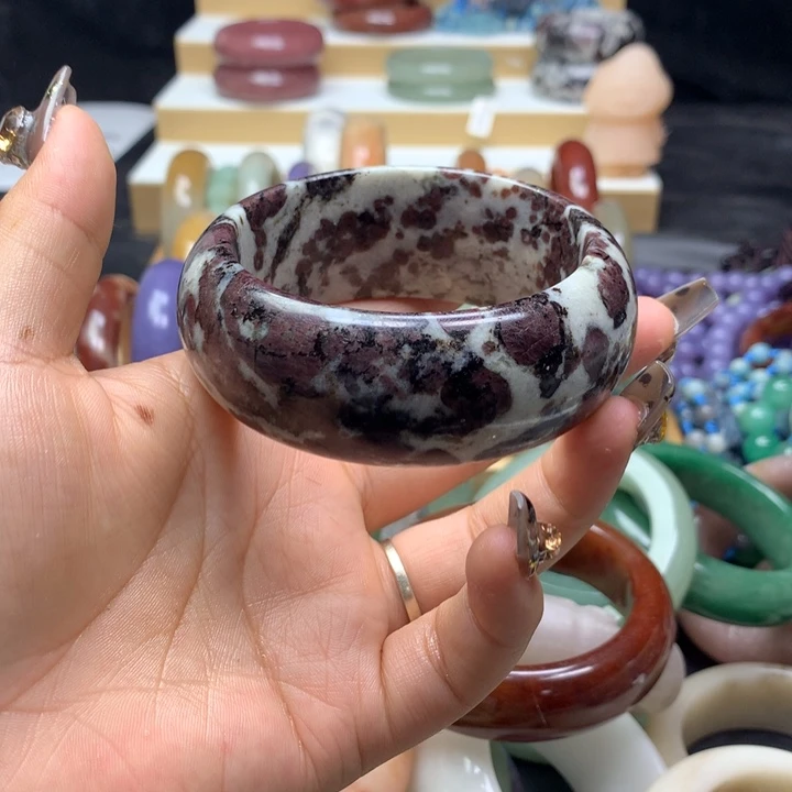 未镶嵌手镯石英质玉湘***静