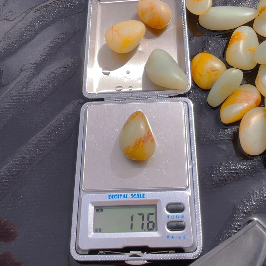 和田玉未镶嵌珠宝奇石