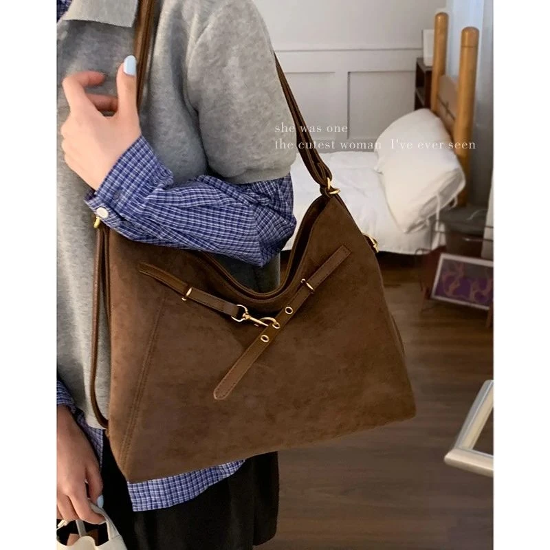 韩系秋冬复古包包女款爆款2025新款大容量单肩包百搭通勤托特包