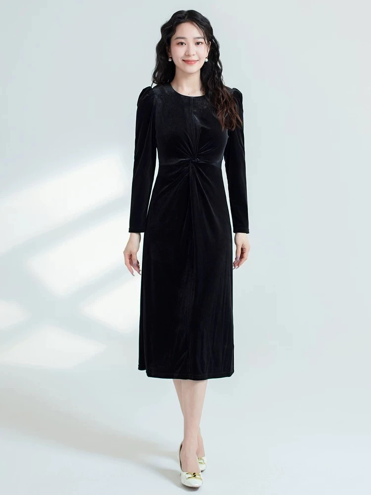 春季时尚简约圆领收腰褶皱丝绒连衣裙Q501