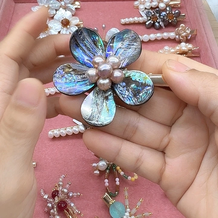 胸饰未镶嵌淡水珍珠