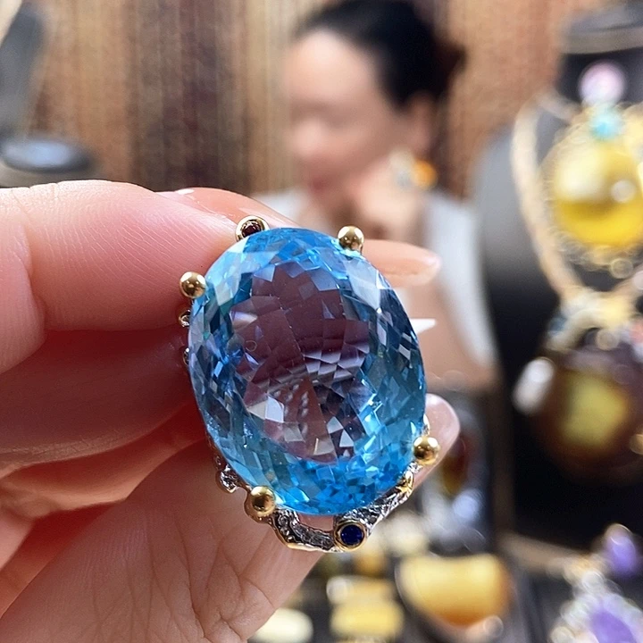 银S925镶嵌戒指托帕石戒指