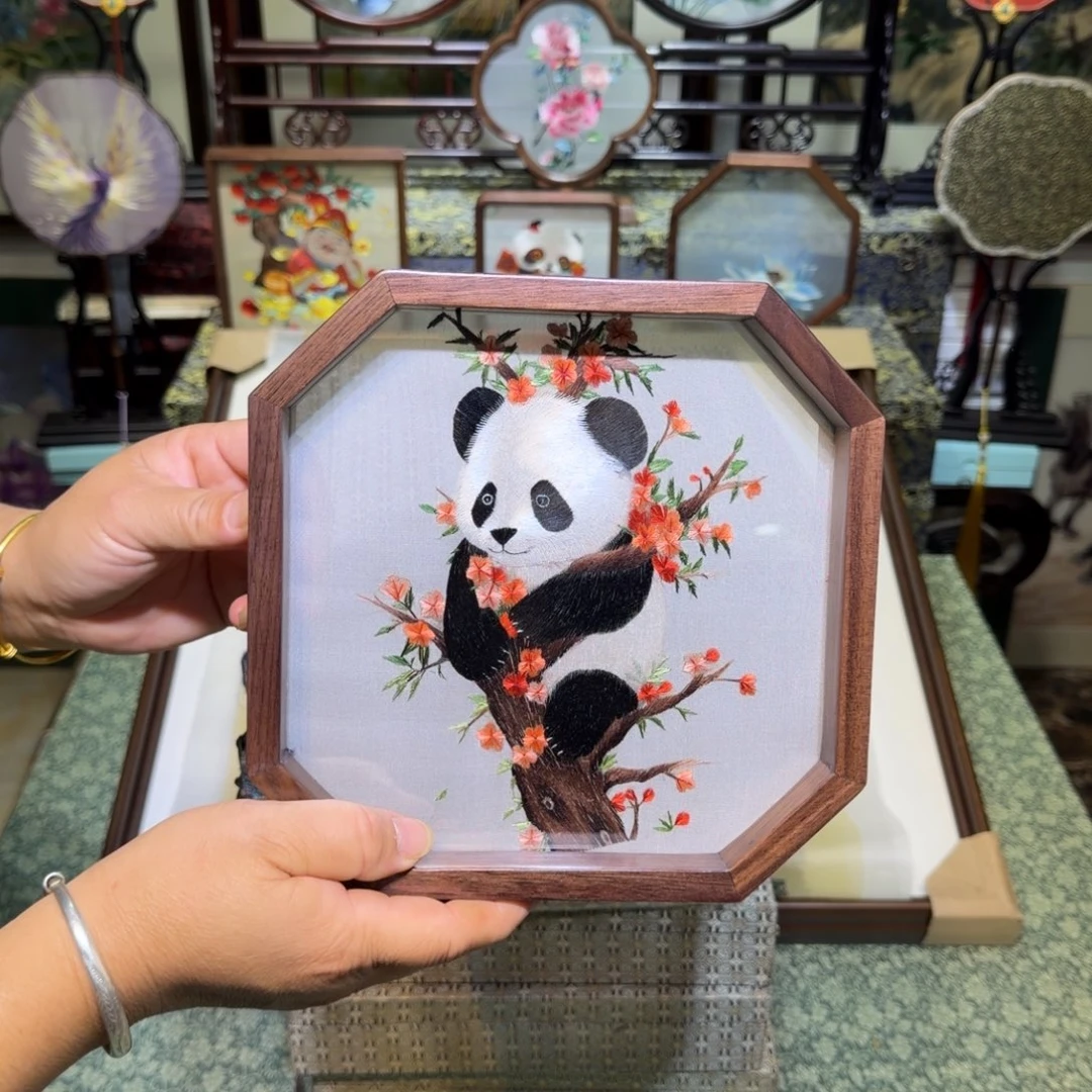 刺绣手工苏绣工艺制作技艺精湛