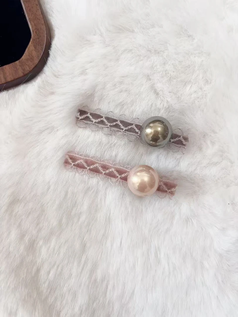 时尚简约球球发夹A434