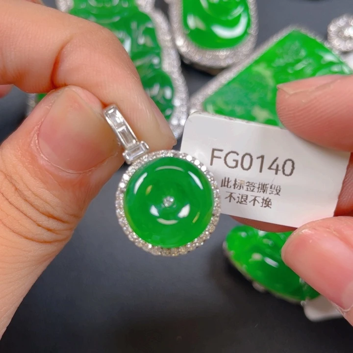 【闪购商品】颈饰银S925镶嵌翡翠蓝*晶翡翠