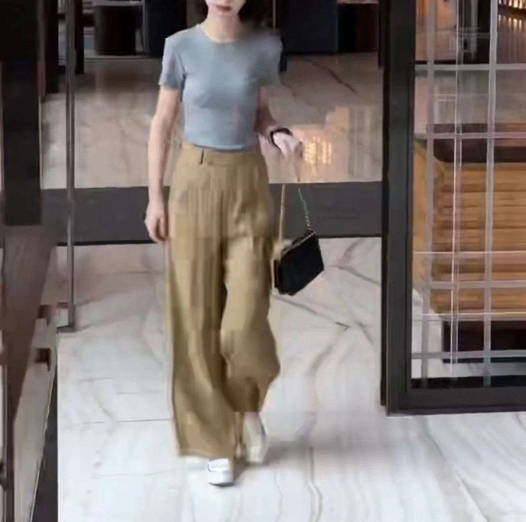 新款时髦修身显瘦短袖T恤宽松直筒休裤