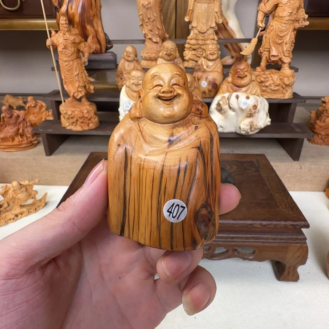 崖柏小木匠艺雕一物一拍