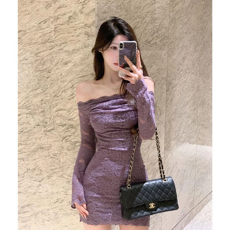 春秋季纯欲性感修身显瘦包臀短裙设计感紫色蕾丝一字肩长袖连衣裙