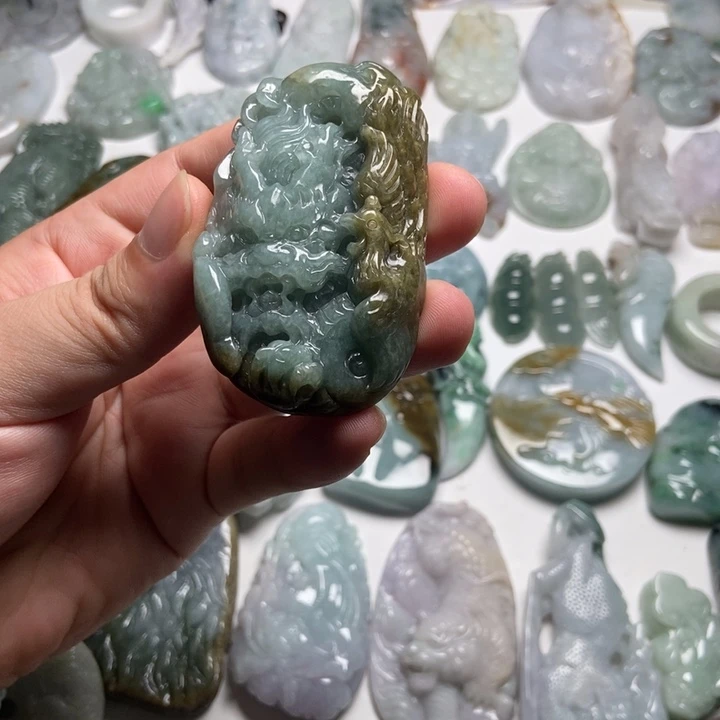 翡翠未镶嵌颈饰龙凤59