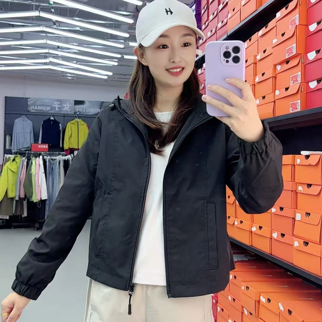 2025秋季新款时尚防风短款收腰连帽风衣工装冲锋衣韩版休闲外套女