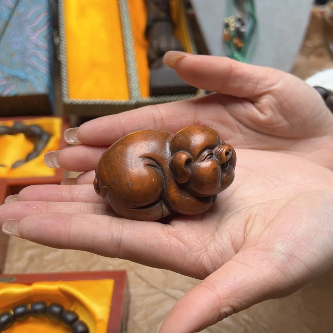 大叶紫檀（黑酸枝木类）