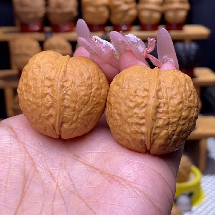 把件文玩核桃橄榄球40号34尺