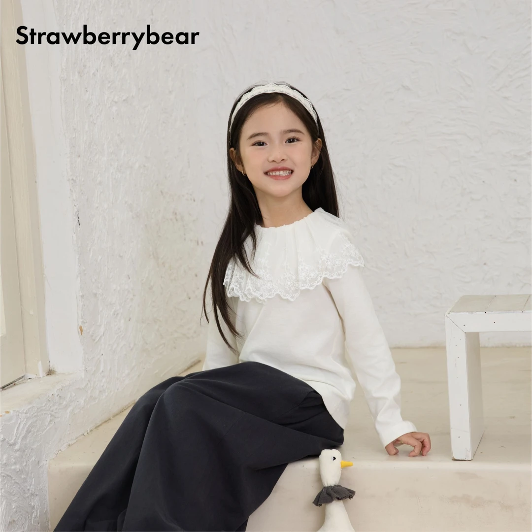 草莓熊strawberrybear2025秋季女童蕾丝娃娃领花边纯色打底衫