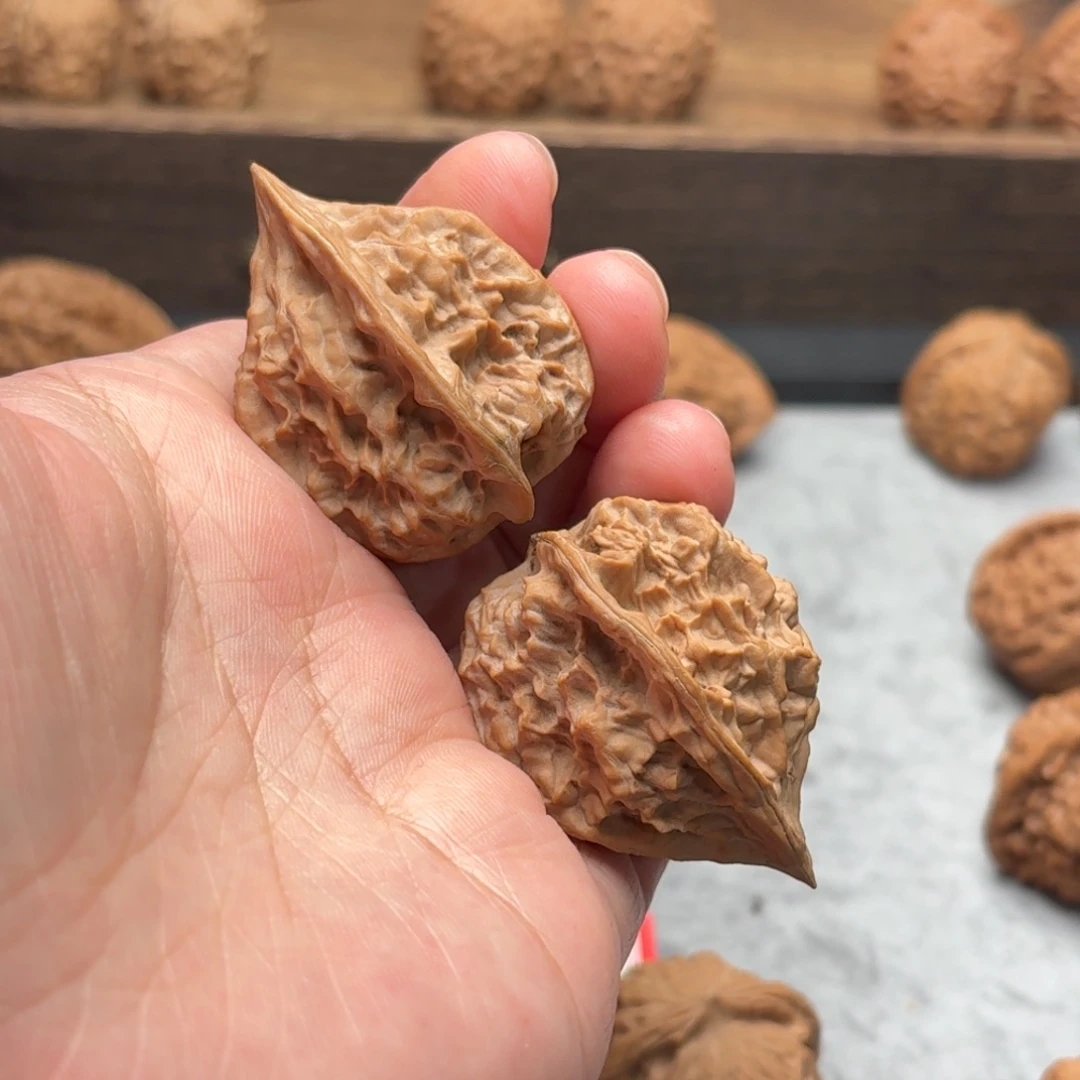 文玩核桃吊坠2号野生麻鸡【3201】