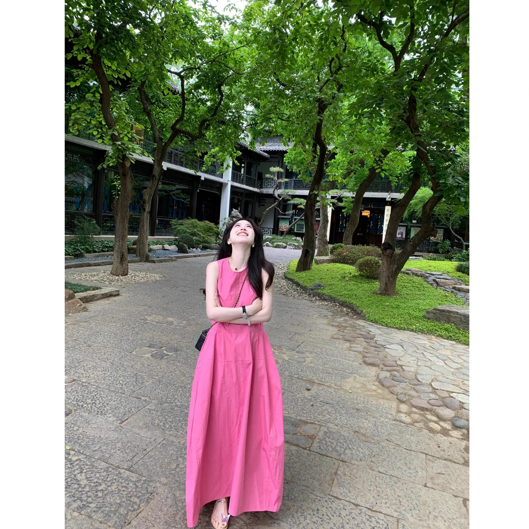 夏日绝美长裙子多巴胺独特漂亮气质高级感超仙显瘦粉色无袖连衣裙
