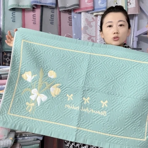 棉特价绿色水仙花