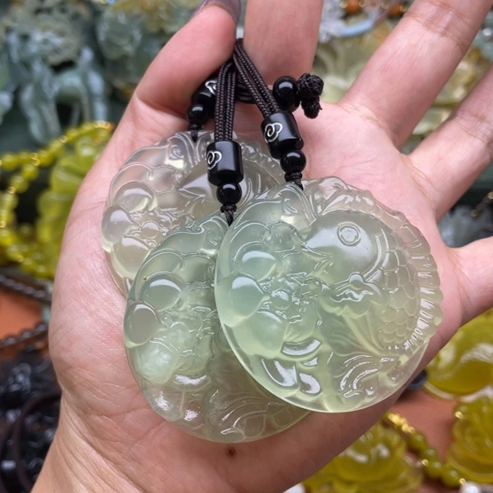 蛇纹石玉合金颈饰