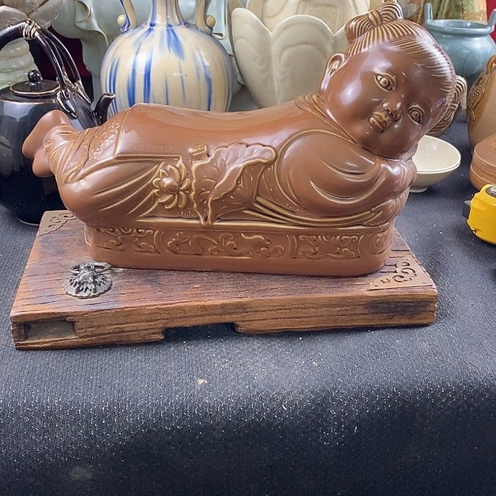瓷片定窑的一个娃娃枕