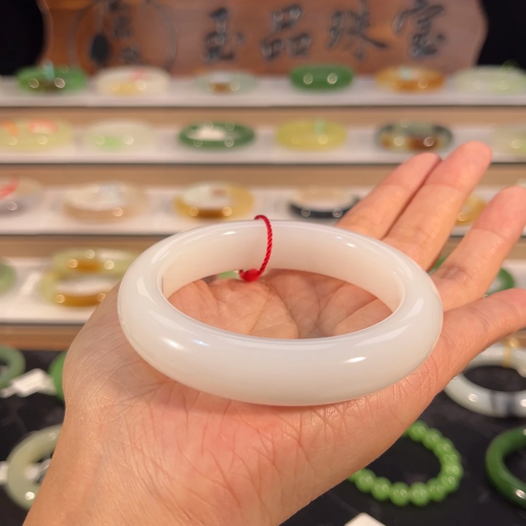 和田玉未镶嵌手镯 「羊脂白玉」