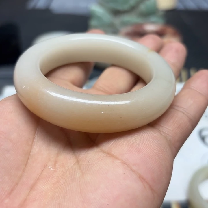 D***u石英岩玉合金颈饰