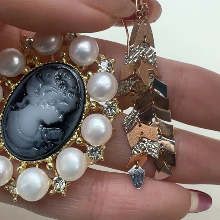 淡水珍珠耳饰未镶嵌