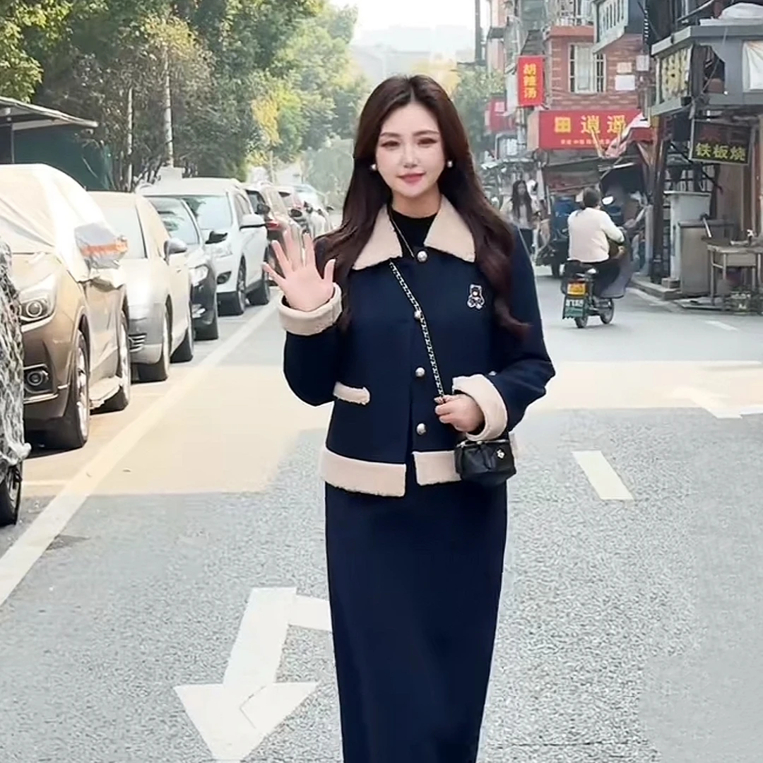 五季家大码冬季新款藏青色羽绒上衣+藏青色长半裙两件套ZL114265