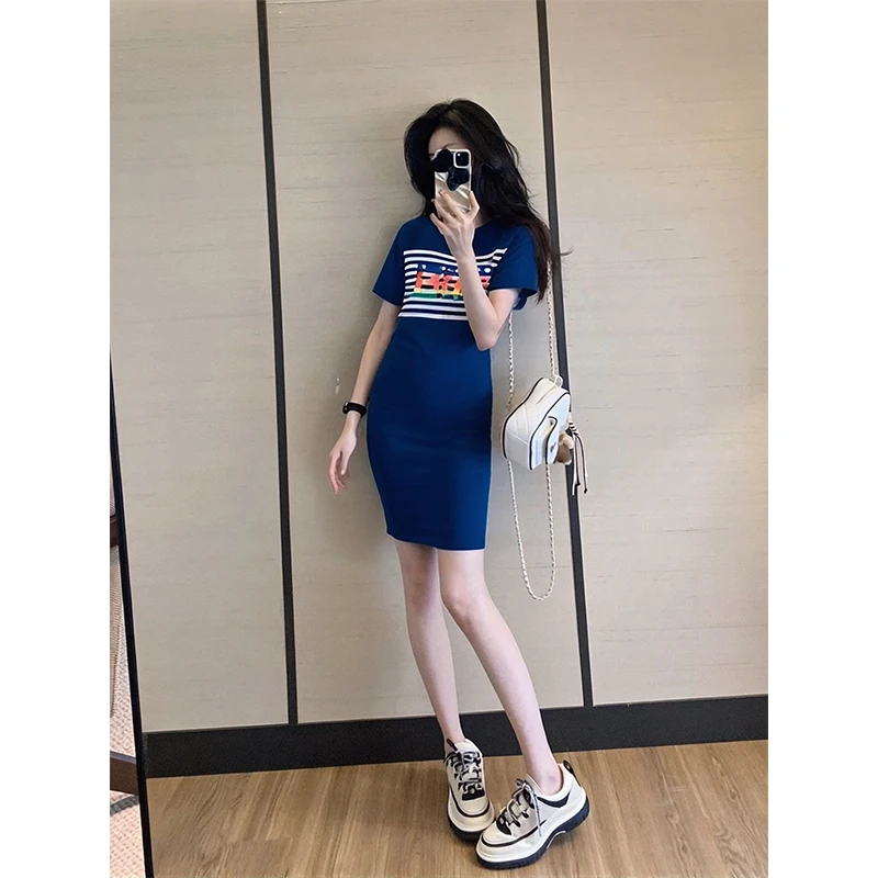 设计感针织连衣裙女夏季新款显瘦冰丝裙子时尚气质穿搭女装夏装