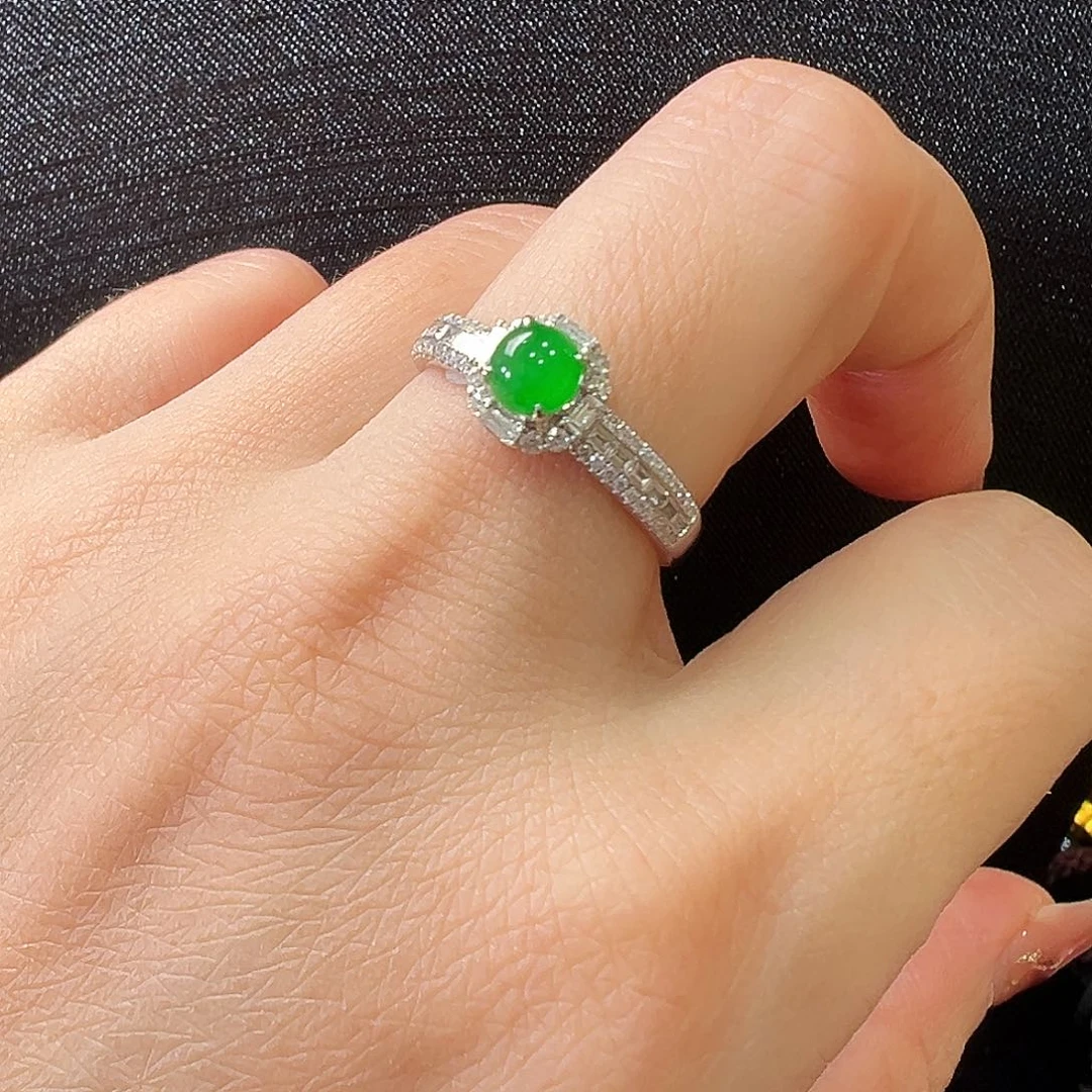 翡翠18K金镶嵌戒指戒指