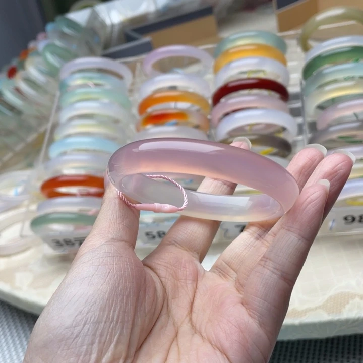 玛瑙/玉髓未镶嵌手镯57圈口