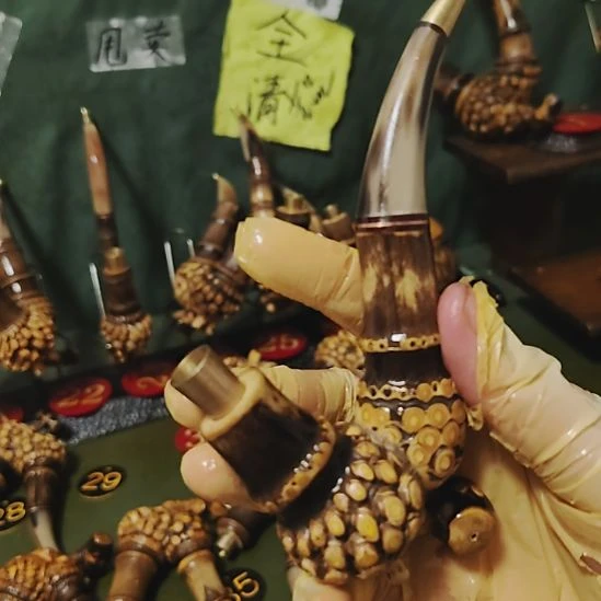 马***机贵州特色竹根烟斗工艺品手把件