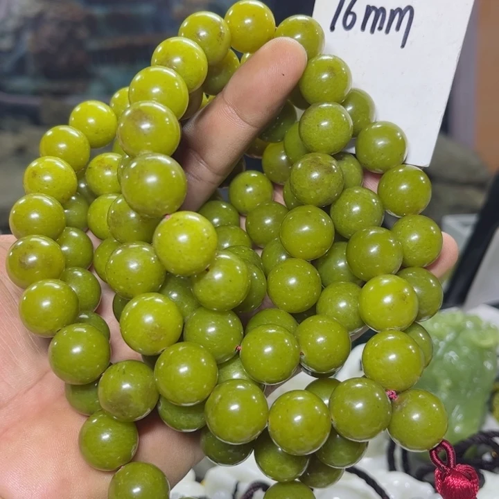 蛇纹石玉项链未镶嵌