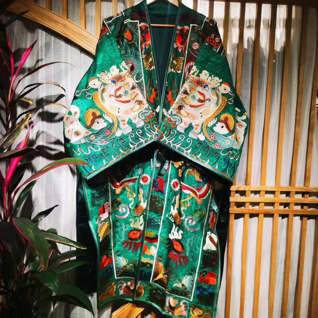 （HY101057-1）凤徕兮私人定制绿色福禄底图腾刺绣加长对襟开衫风衣