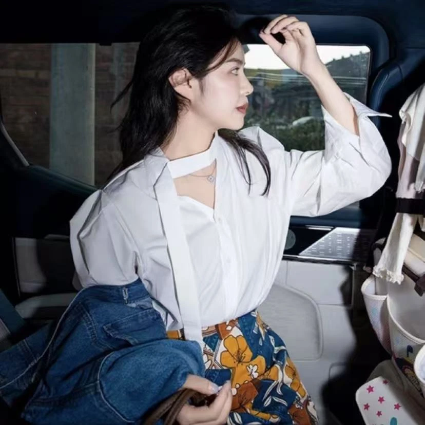 【BK】418/913/126-8   法式挂脖飘带v领白色长袖衬衫女