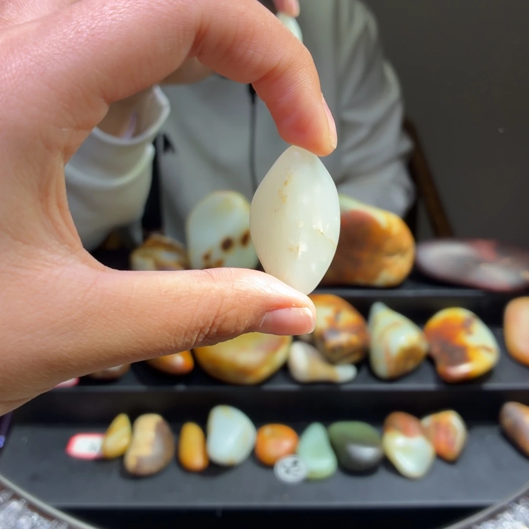 和田玉未镶嵌挂件16.8