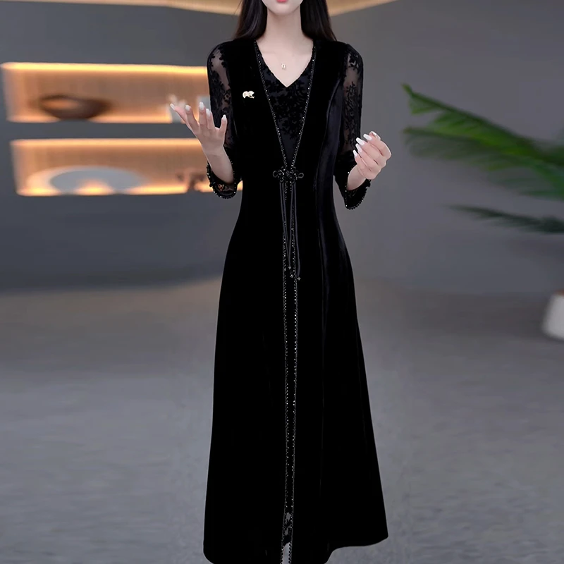 2025秋季新款时尚显瘦气质收腰裙子轻奢洋气优雅修身早秋连衣裙