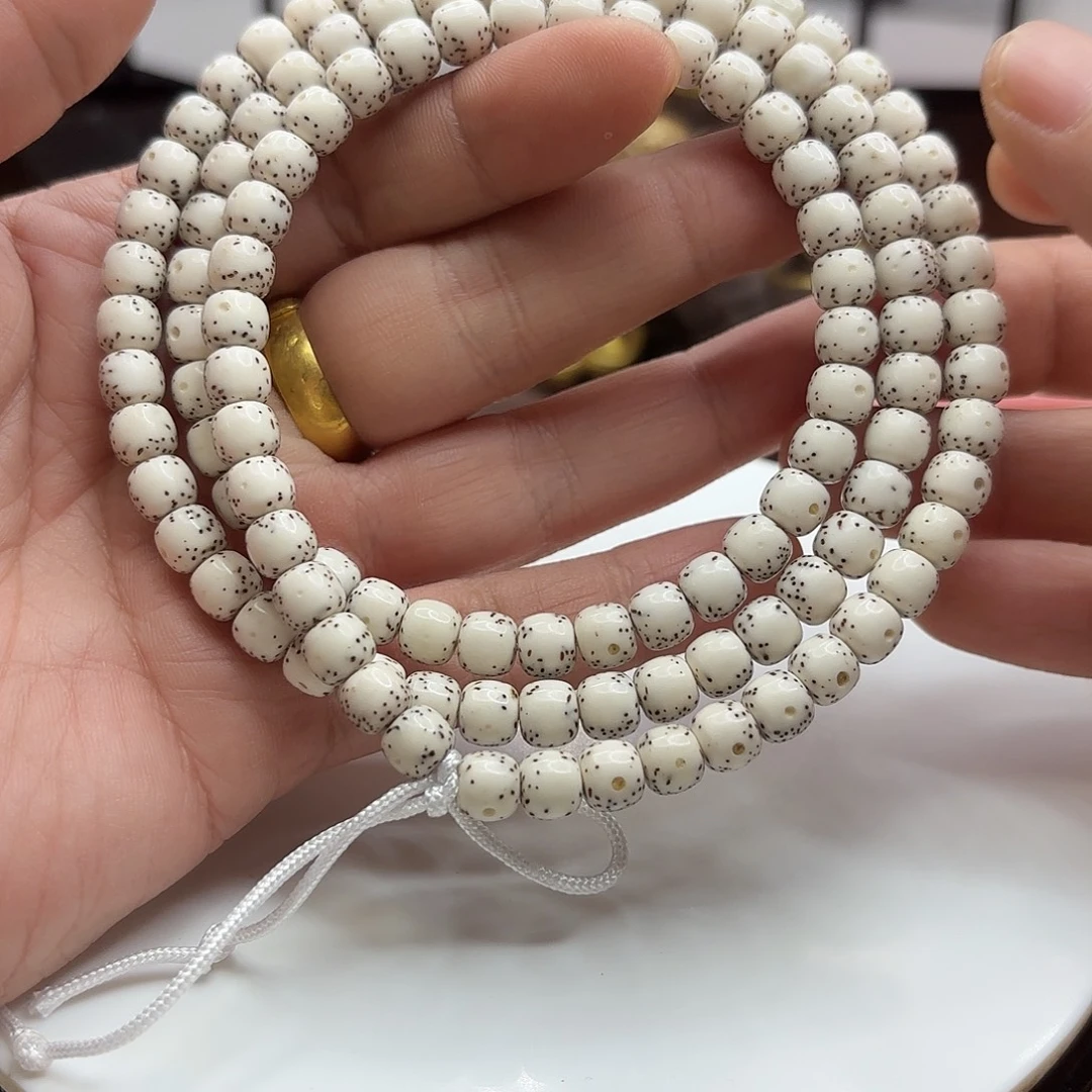 瓜***儿手串星月菩提76通体大留白