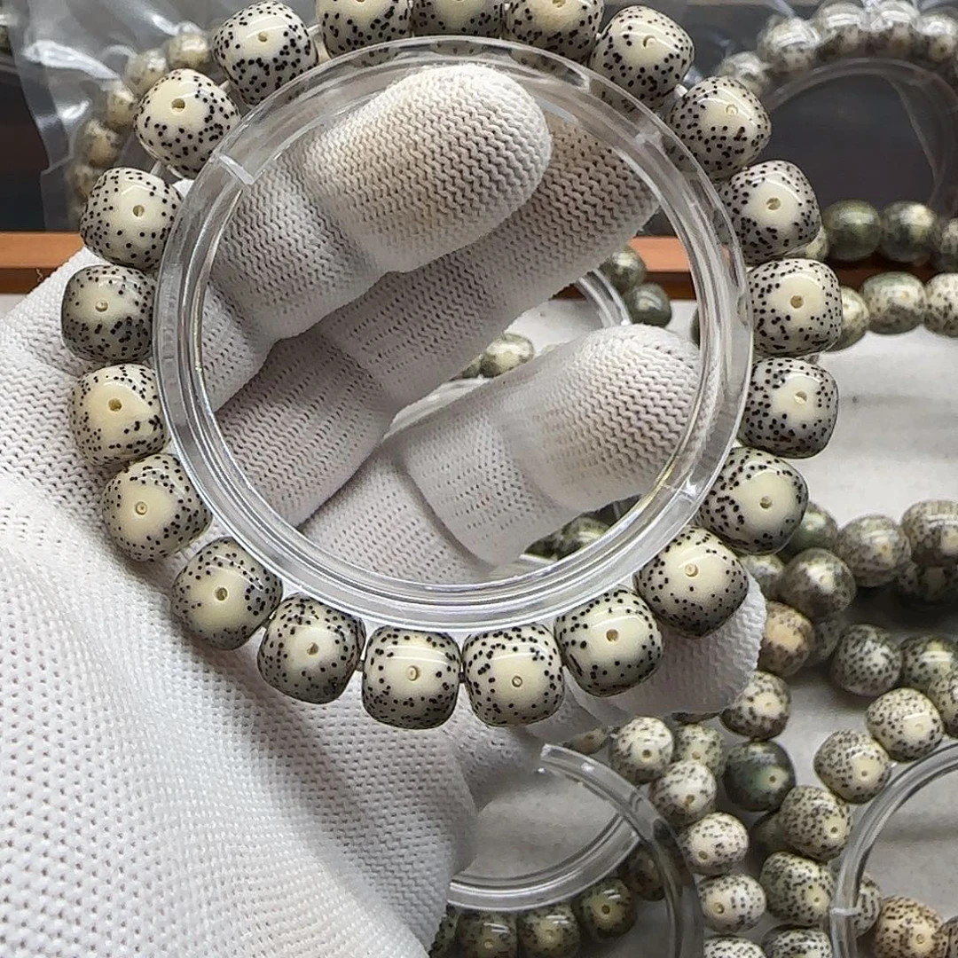 手串星月菩提卡11绿包白黄金瞳