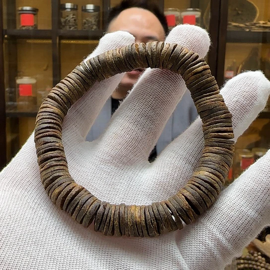 沉香手串国香棋楠老白棋片珠单圈沉水1.1mm18g