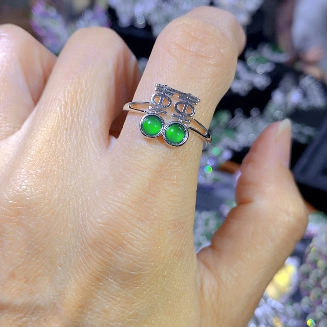 翡翠颈饰银S925镶嵌天然翡翠