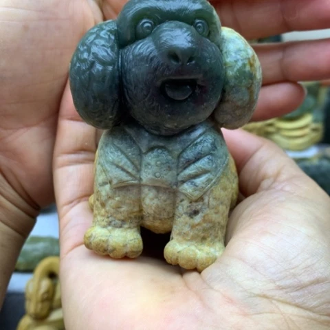 【闪购商品】未镶嵌岫岩河磨玉（透闪石质玉）把件W***W