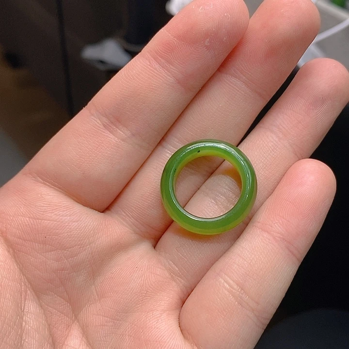 ****和田玉（碧玉）未镶嵌戒指