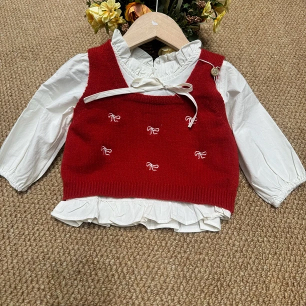 秋季女宝红色马甲两件套