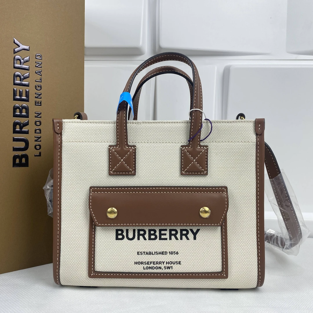 99新 BURBERRY/博柏利 思斯专属 巴宝莉帆布单肩包 THCJ158