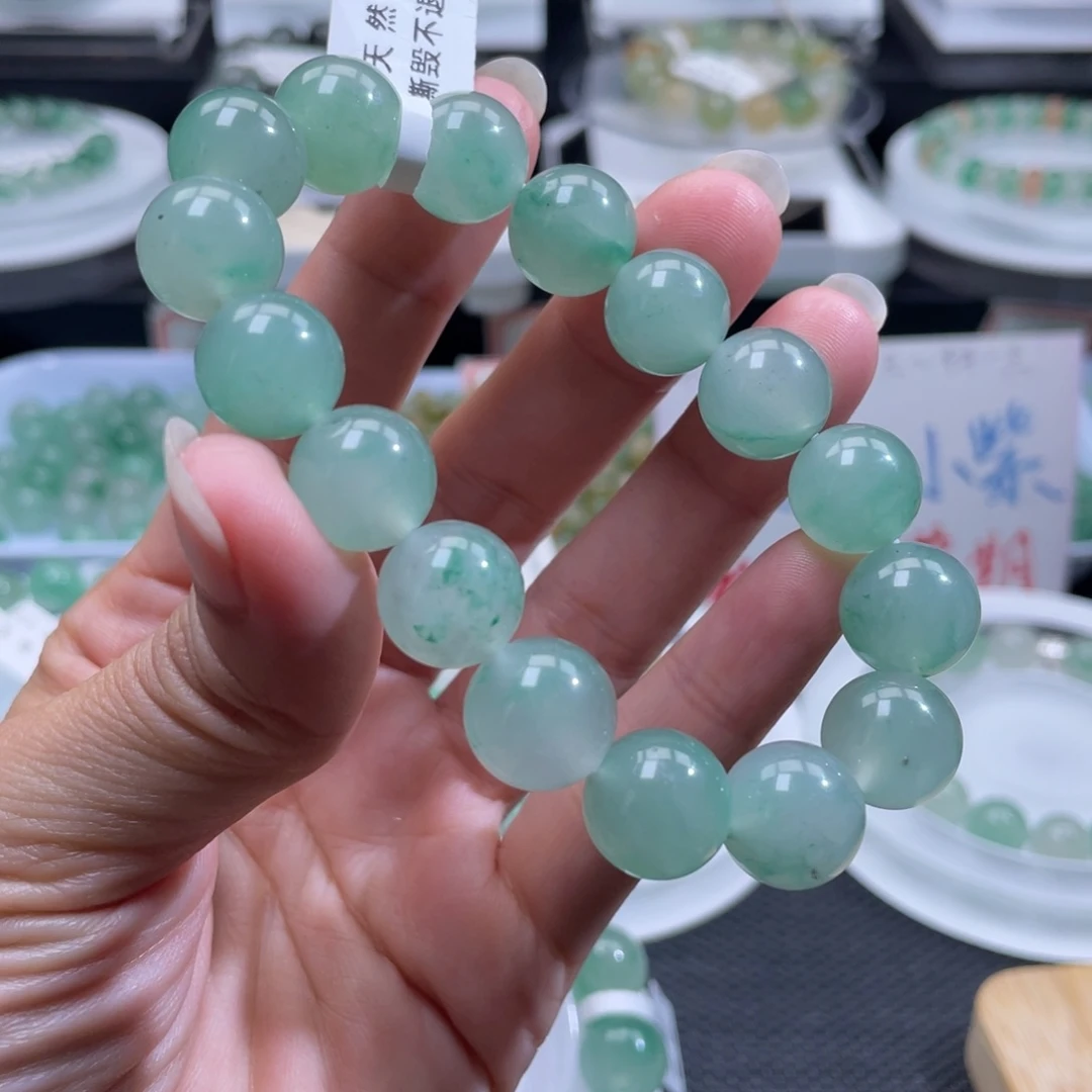未镶嵌手串石英质玉（非洲翠）