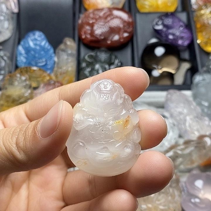 颈饰水晶未镶嵌水晶吊坠