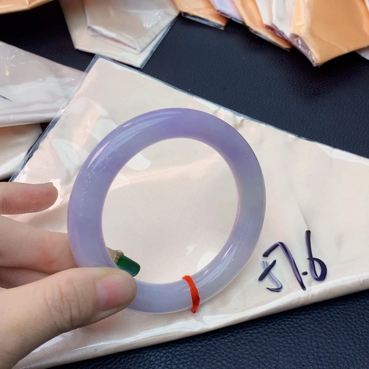 未镶嵌手镯翡翠翡翠手镯