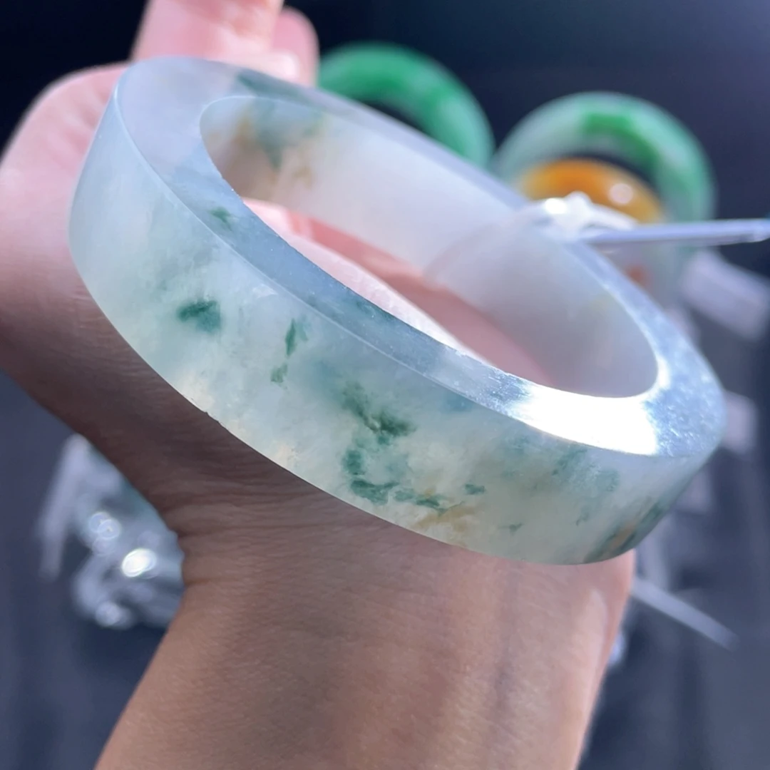 未镶嵌翡翠定制翡翠