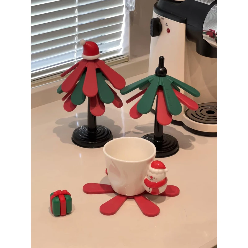 ONE 圣诞树隔热垫创意一棵树耐高温桌垫多巴胺感硅胶防烫垫ZXX