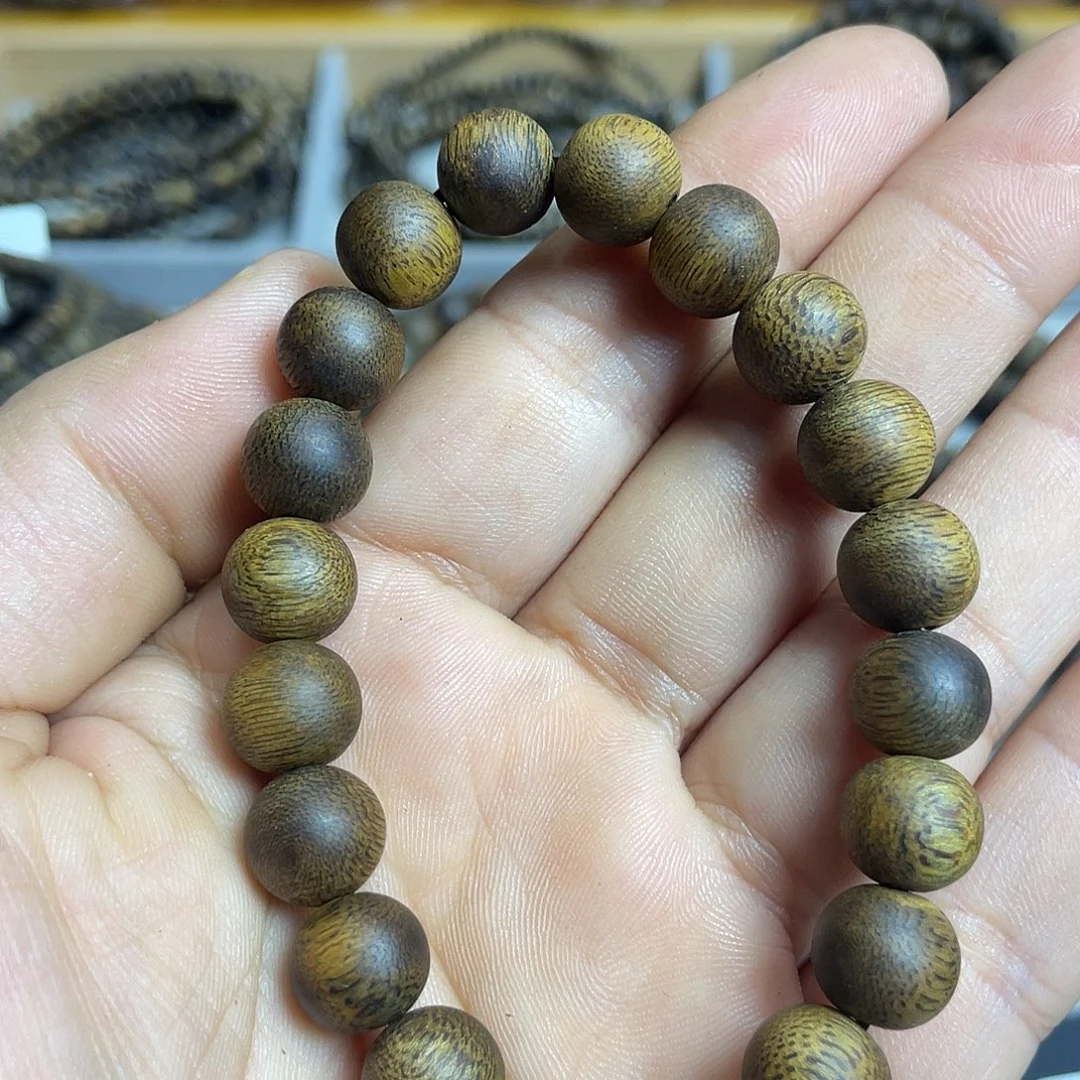 沉香沉香碎屑奇楠沉香老料10毫米8克